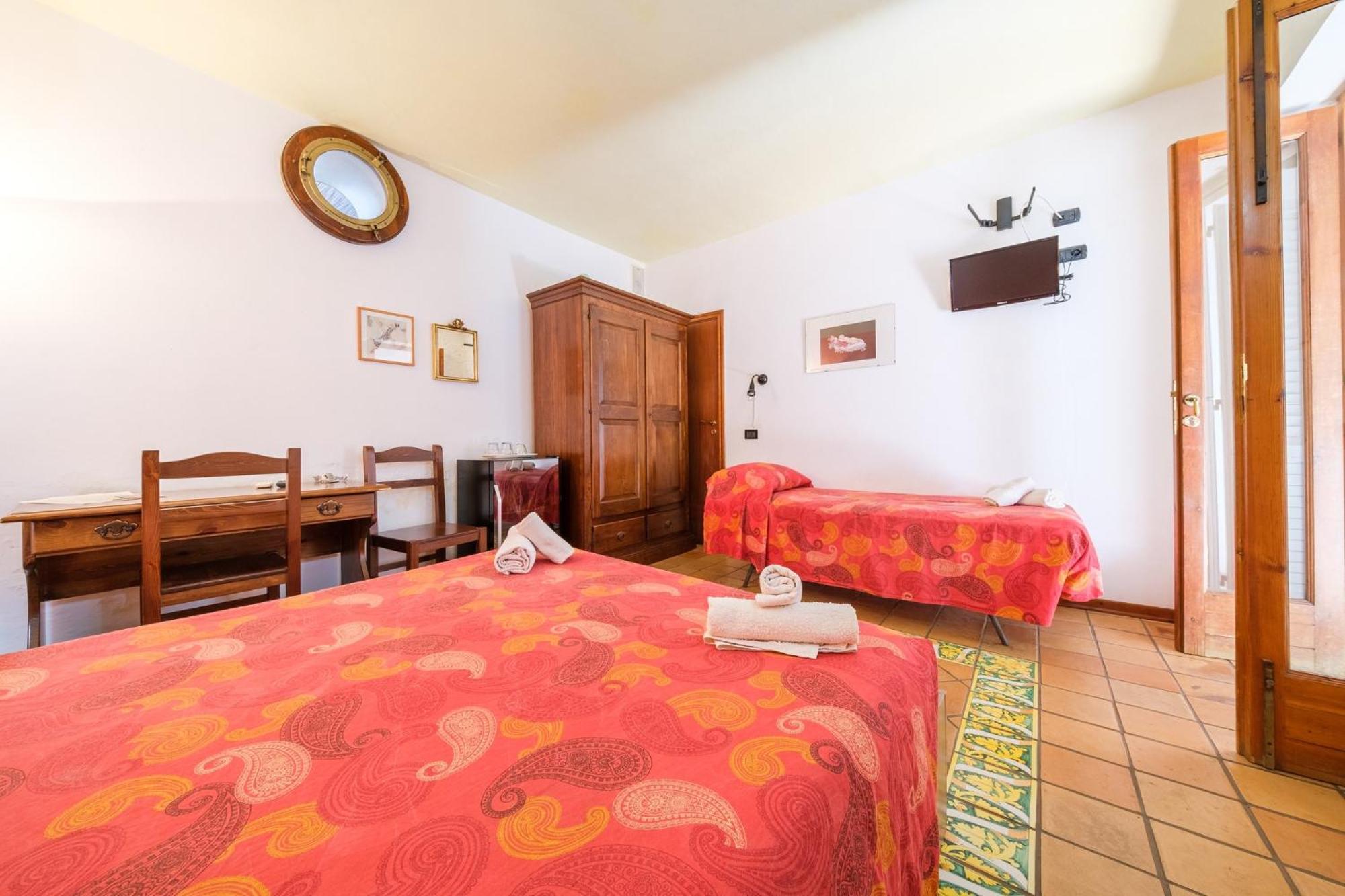 B&B Il Giardino Segreto Stromboli Exterior photo