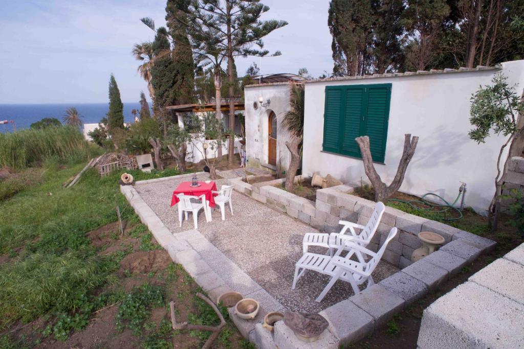 B&B Il Giardino Segreto Stromboli Exterior photo