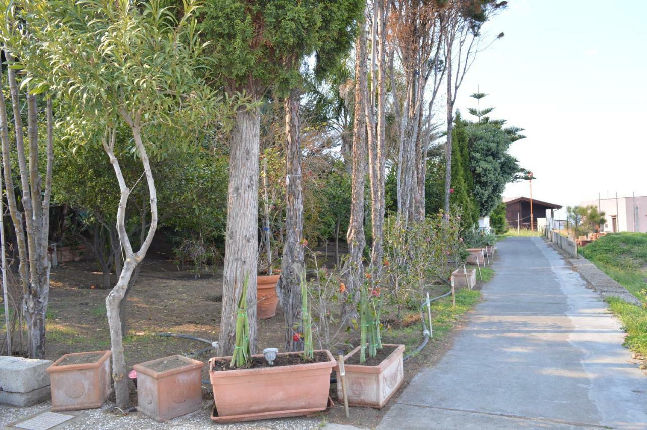 B&B Il Giardino Segreto Stromboli Exterior photo