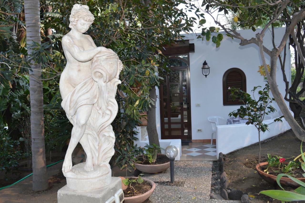 B&B Il Giardino Segreto Stromboli Exterior photo