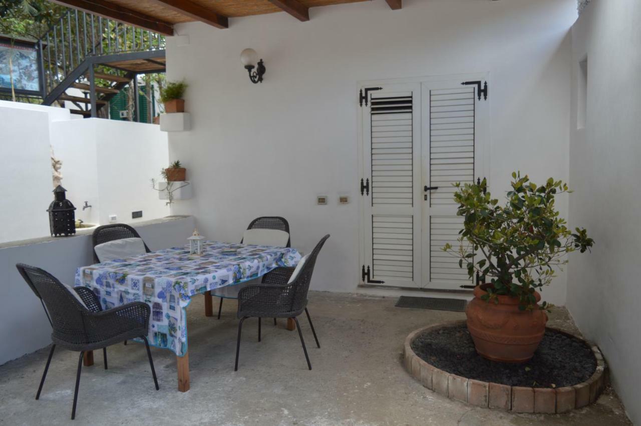 B&B Il Giardino Segreto Stromboli Exterior photo
